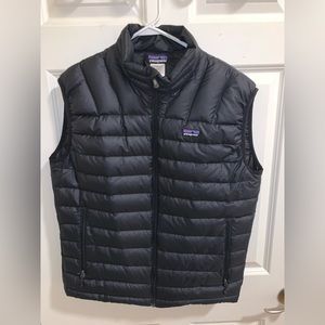 Patagonia Men’s Medium Down Puffer Vest
